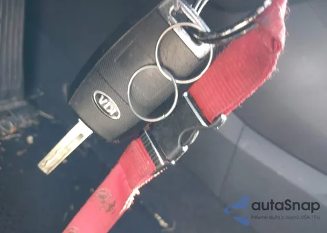 2020 Kia Sorento 2.4L Lx z USA, uszkodzony, nr VIN 5XYPG4A38LG685955